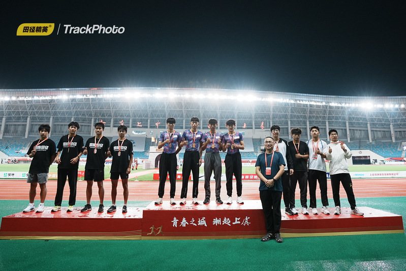 校田径队在2024年全国田径接...